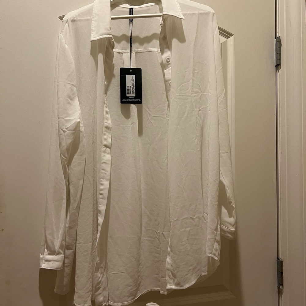 pretty little things - white shirt